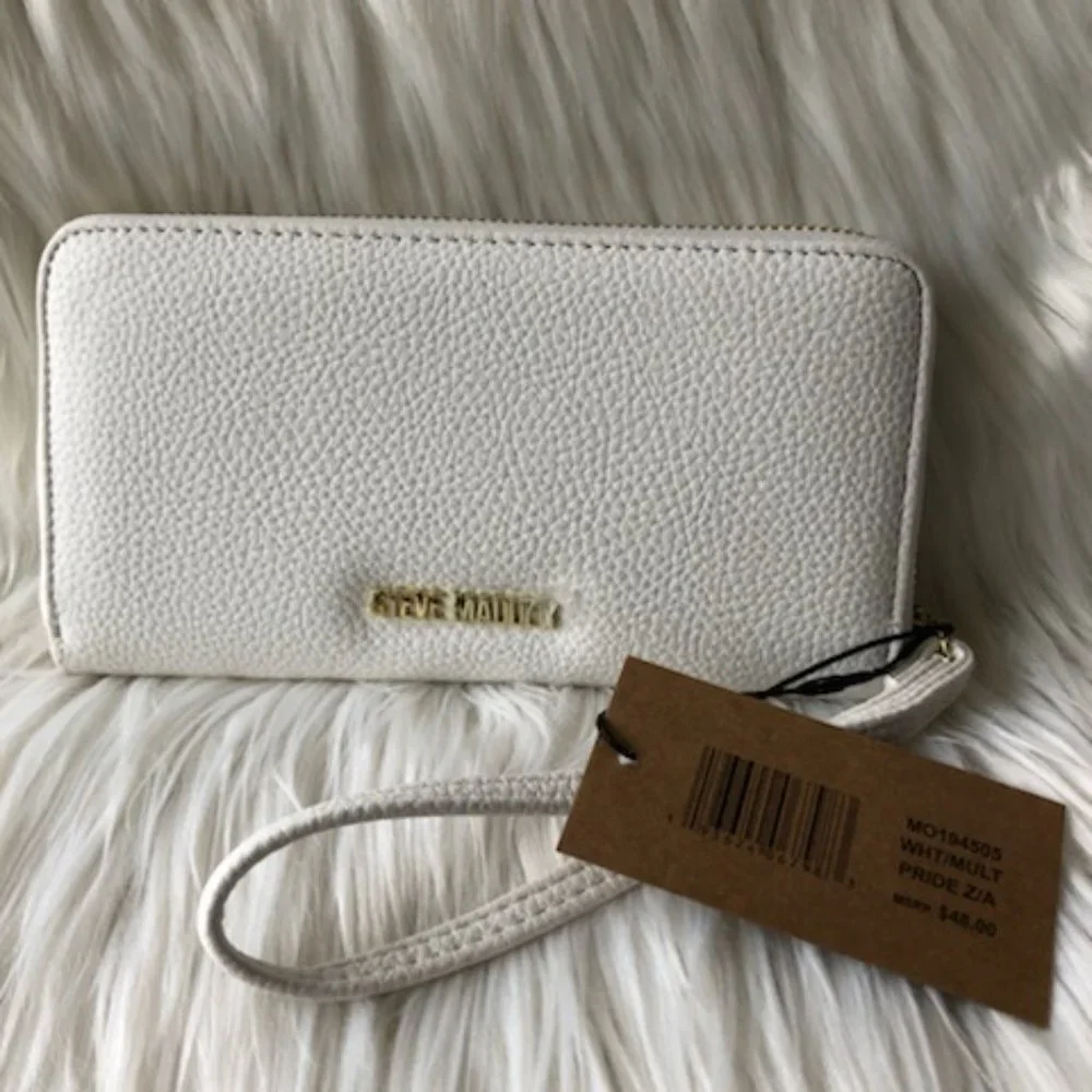 Steve Madden new tag